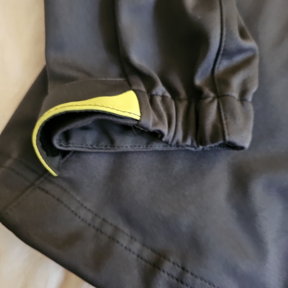 It's a classic, it's in  fantastic shape and it's ready for a new home, just in - Picture 5 of 5